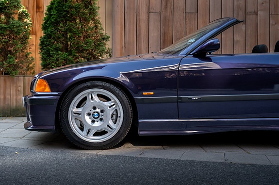BMW M3 7 of 30