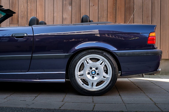 BMW M3 9 of 30