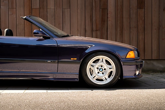 BMW M3 19 of 30