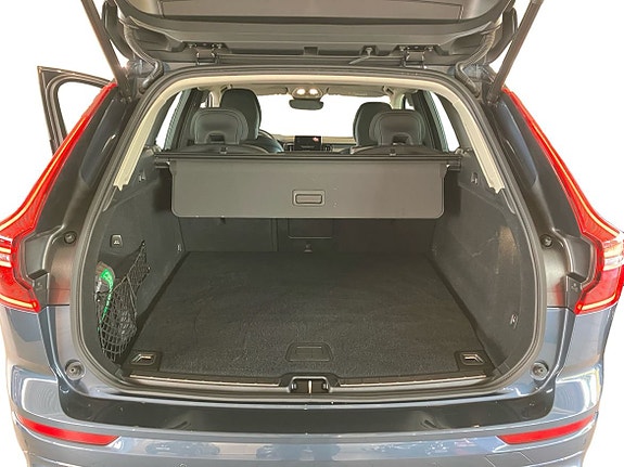 Volvo XC60 13 of 13
