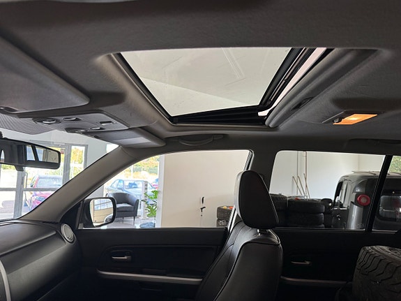 Suzuki Grand Vitara 7 of 7