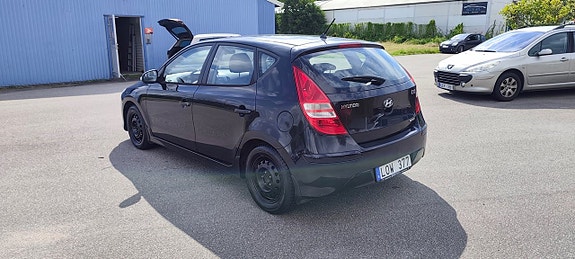 Hyundai i30 3 of 5