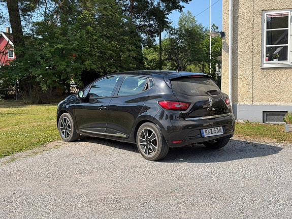 Renault Clio 2 of 4