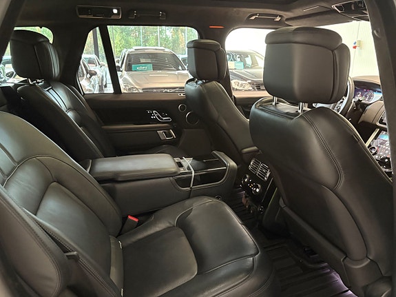Land Rover Range Rover 26 of 27