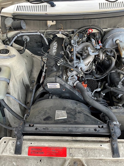 Volvo 244 5 of 8