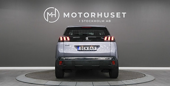 Peugeot 3008 5 of 17