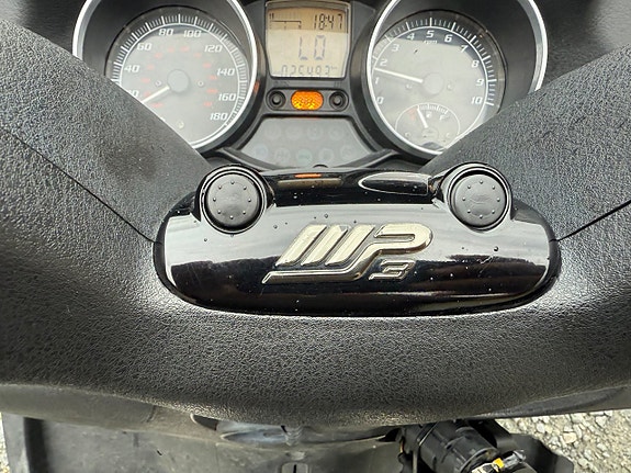 Piaggio MP3 500 scooter Trehjuling Scooter 3 Hjuling B kort 10 of 10