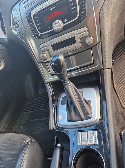Ford Mondeo 7 of 13