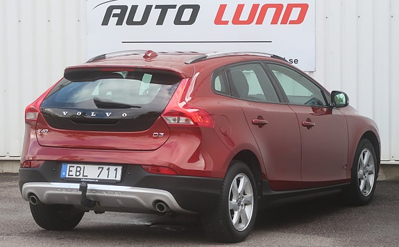 Volvo V40 Cross Country 4 of 27