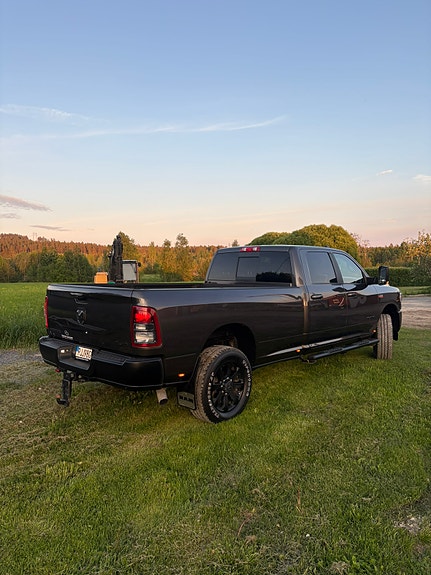 RAM 3500 4 of 7