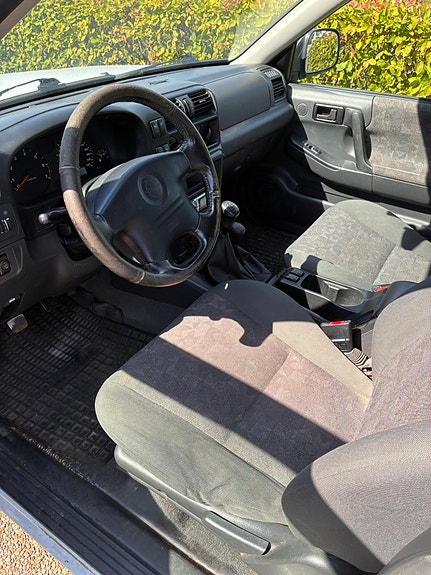 Opel Frontera 4 of 8