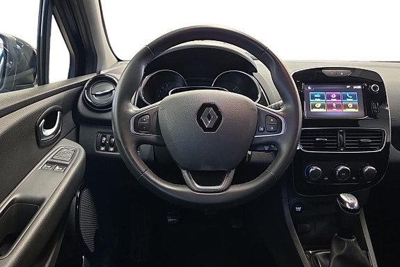 Renault Clio 11 of 21