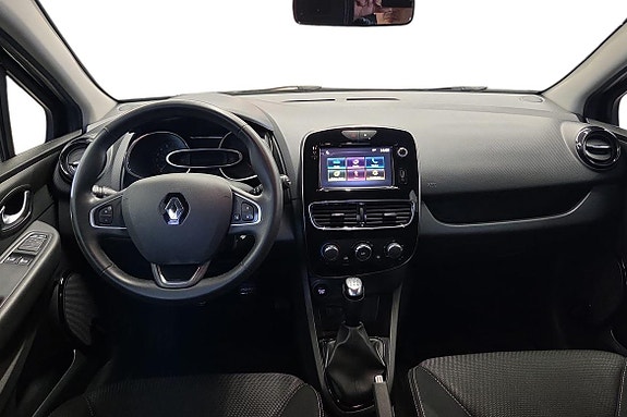 Renault Clio 10 of 21