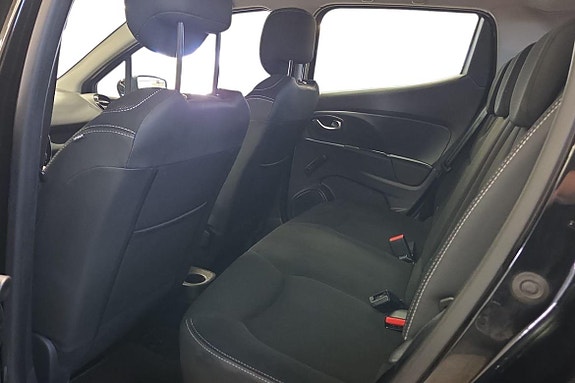 Renault Clio 13 of 21