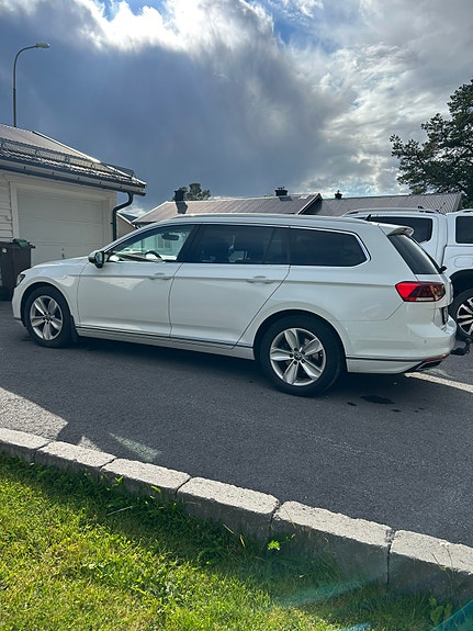 Volkswagen Passat 3 of 7
