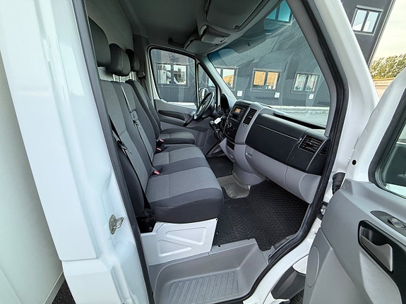 Volkswagen Crafter 13 of 13