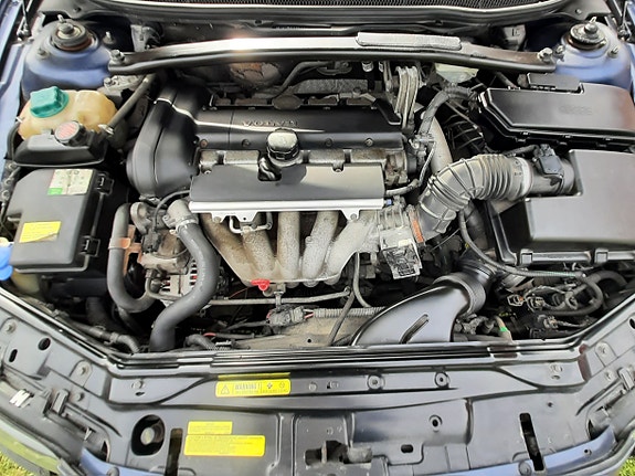 Volvo S60 9 of 13