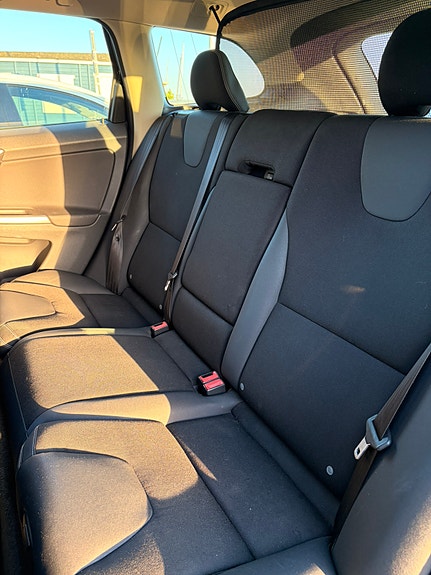Volvo XC60 8 of 9