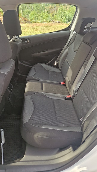 Peugeot 308 9 of 10