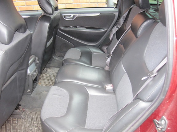 Volvo XC70 6 of 6