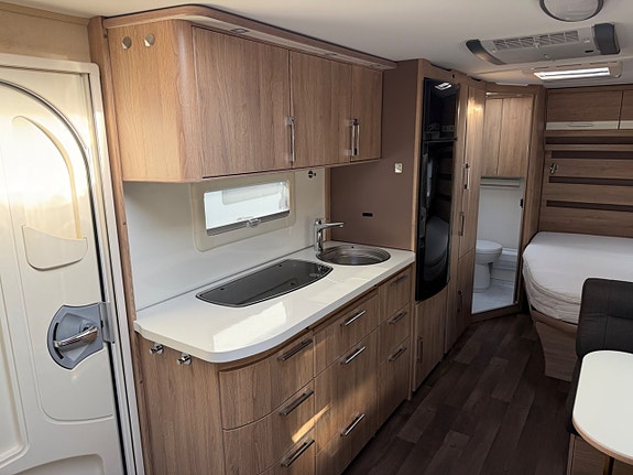 Kabe Classic 630 GXL * AC * 6 of 9
