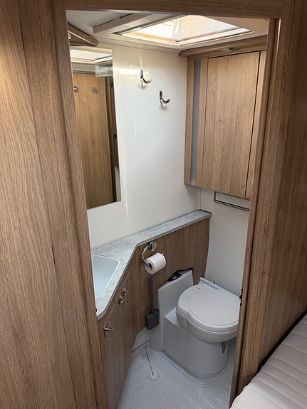 Kabe Classic 630 GXL * AC * 8 of 9