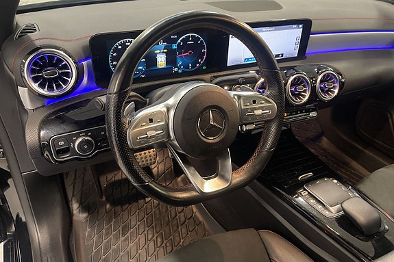Mercedes-Benz CLA200 d 8 of 14
