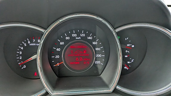 Kia Rio 6 of 6