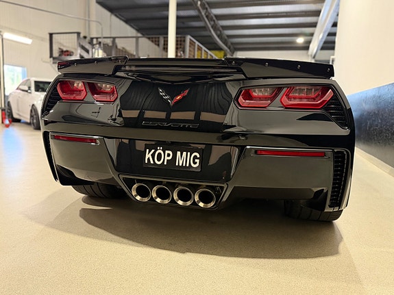 Chevrolet Corvette 5 of 18
