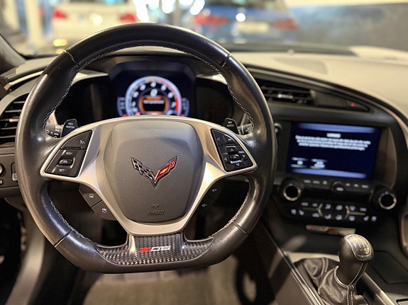 Chevrolet Corvette 10 of 18
