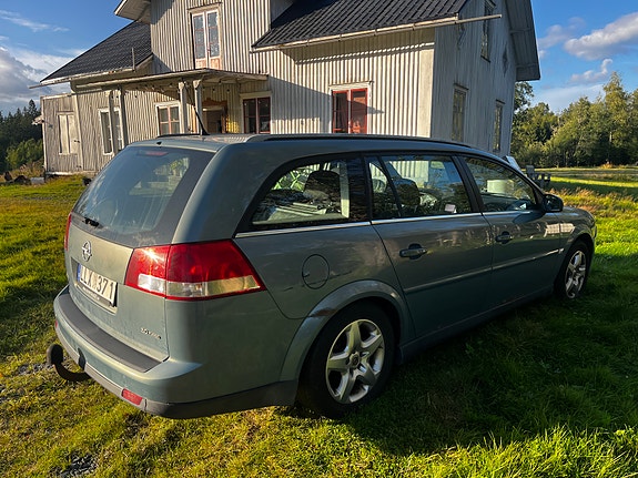 Opel Vectra 4 of 4