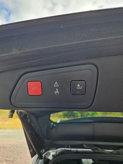 Peugeot 3008 7 of 8