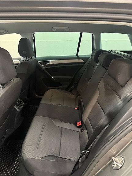 Volkswagen Golf I 16 of 18