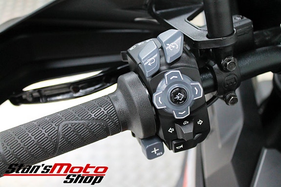 KTM 1290 Super Adventure ABS Tech Pack 16 of 23