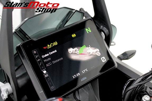 KTM 1290 Super Adventure ABS Tech Pack 22 of 23