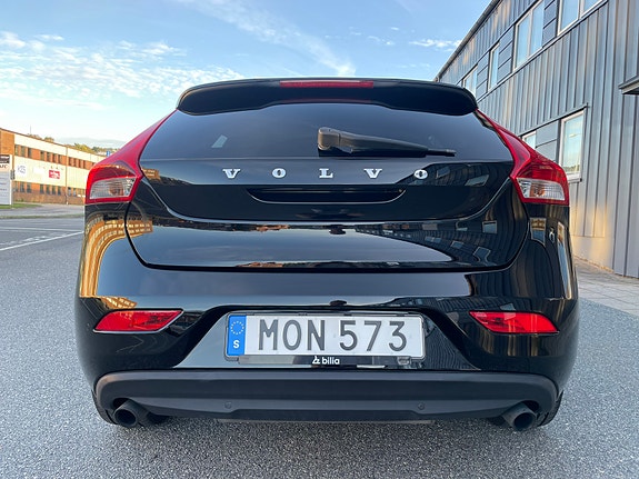 Volvo V40 5 of 6