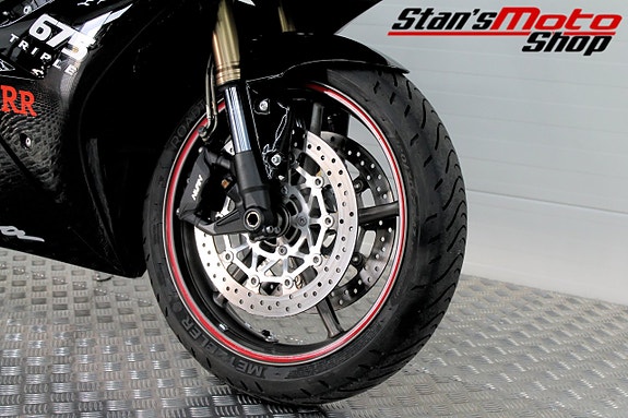 Triumph Daytona 675 6 of 17