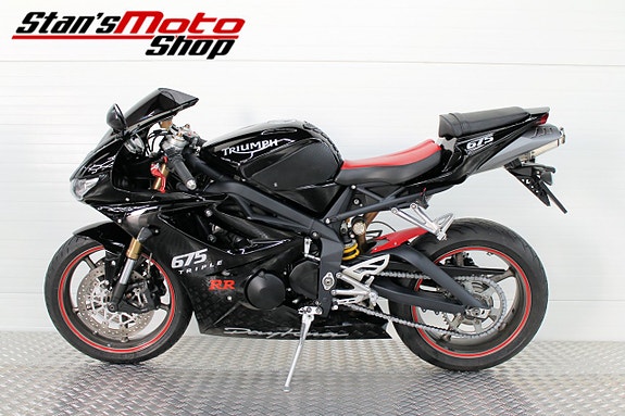 Triumph Daytona 675 8 of 17