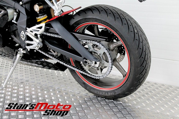 Triumph Daytona 675 14 of 17