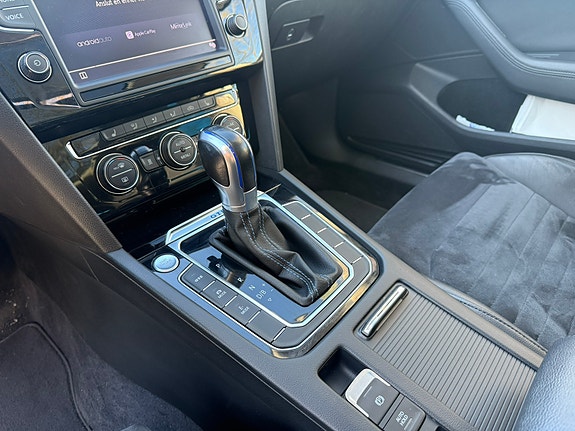 Volkswagen Passat 6 of 8