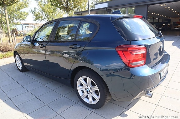 BMW 116i 10 of 17