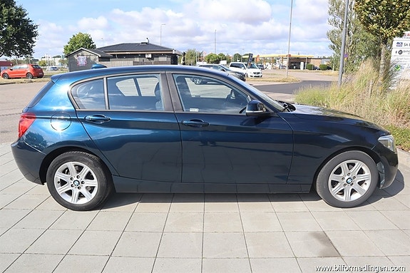 BMW 116i 8 of 17
