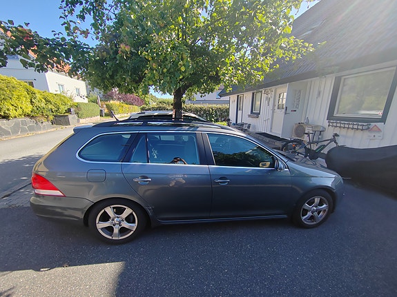 Volkswagen Golf V 3 of 14