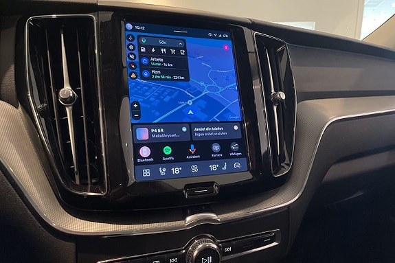 Volvo XC60 11 of 13