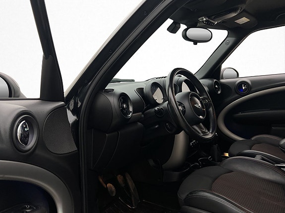 MINI Countryman Cooper 9 of 27