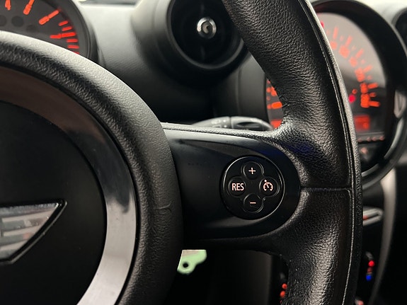 MINI Countryman Cooper 14 of 27