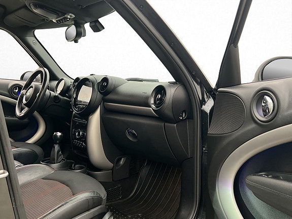 MINI Countryman Cooper 20 of 27
