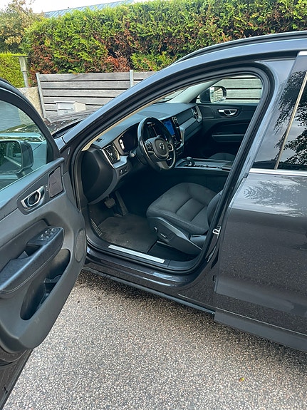 Volvo XC60 4 of 4