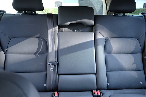 Volvo XC70 8 of 13
