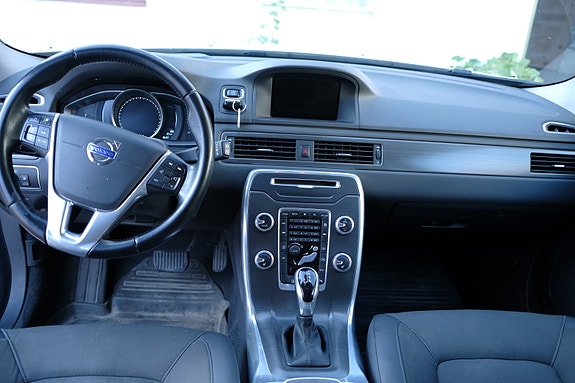 Volvo XC70 5 of 13